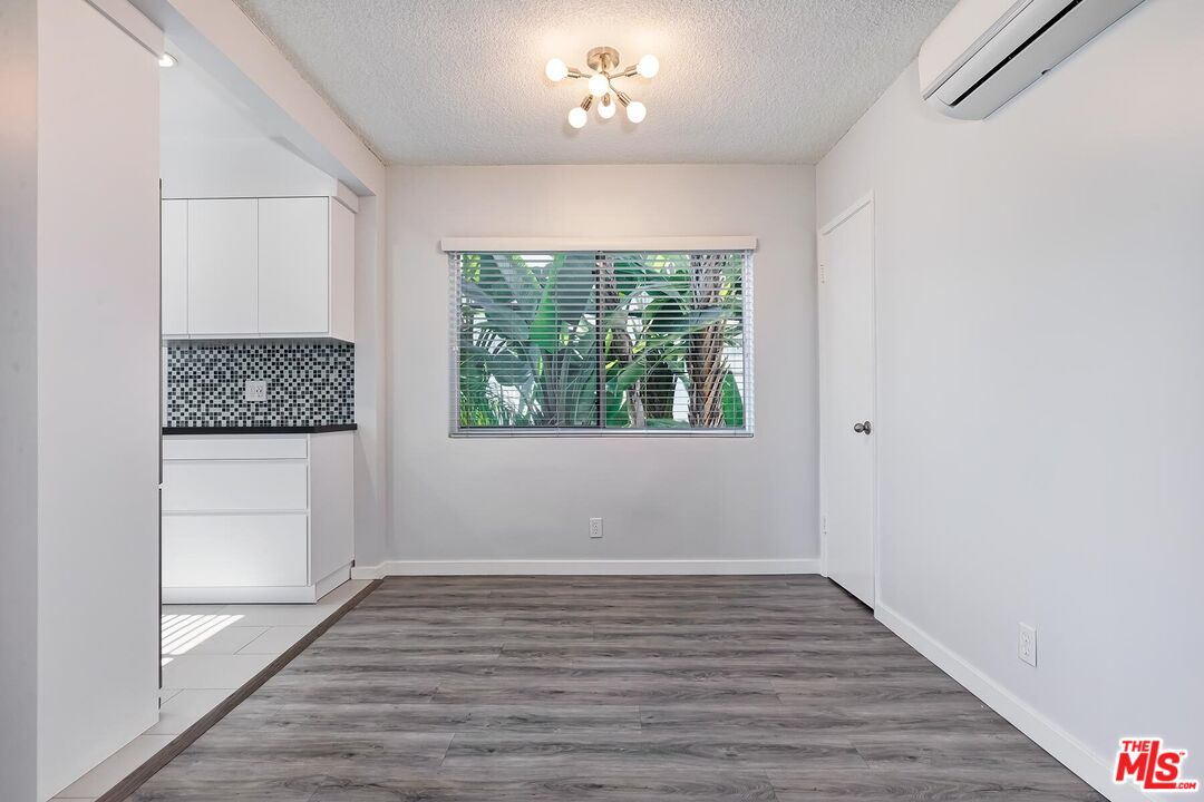 1035 N Sierra Bonita Ave Unit: 9