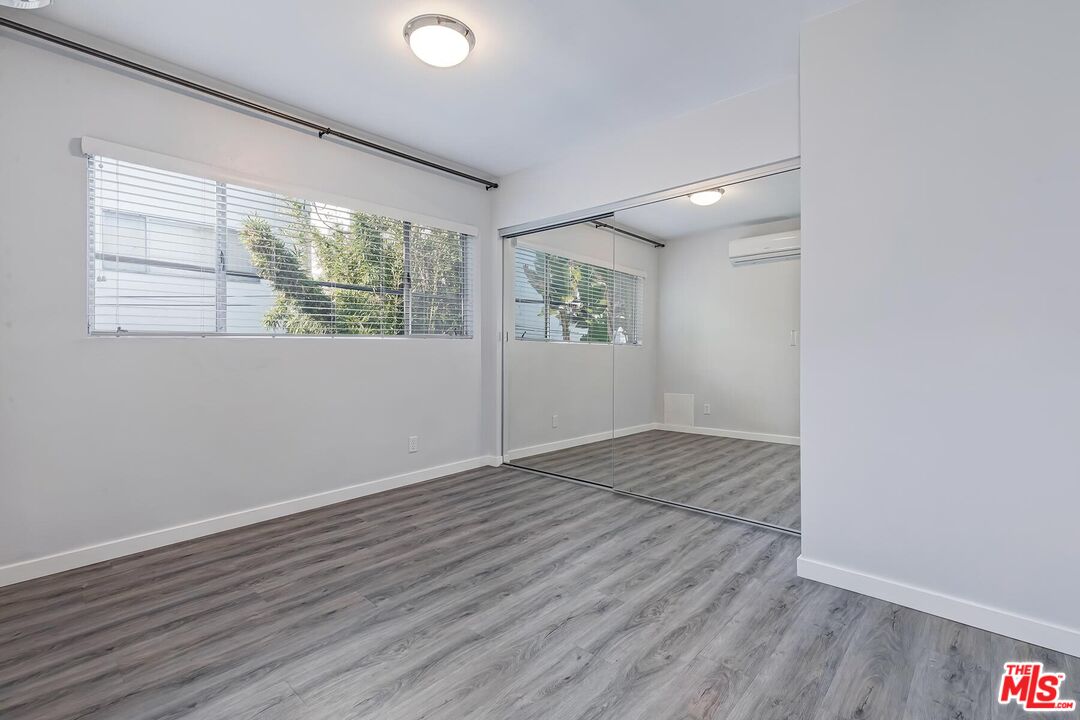 1035 N Sierra Bonita Ave Unit: 9