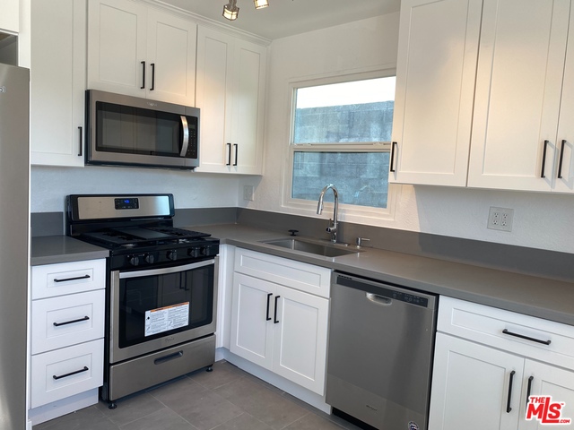 6736 West Blvd Unit: 6