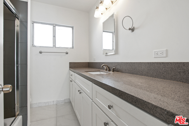 814 S HOLT AVE Unit: 4