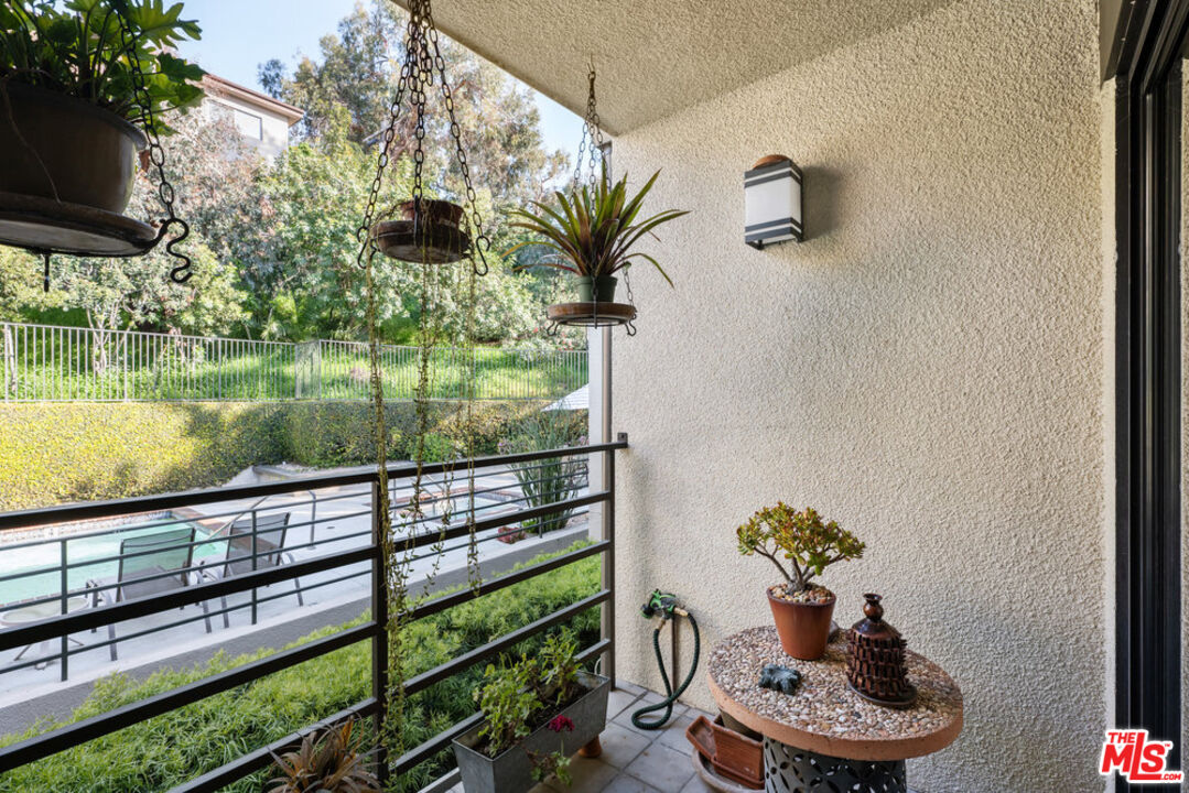 2330 Duane St Unit: 205