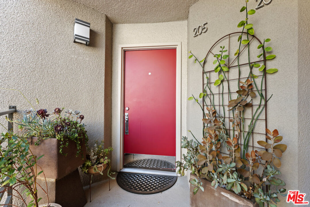 2330 Duane St Unit: 205