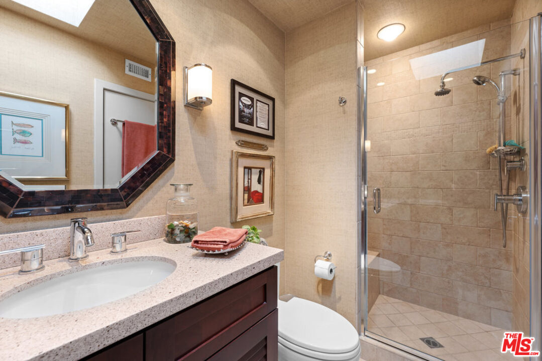 2330 Duane St Unit: 205