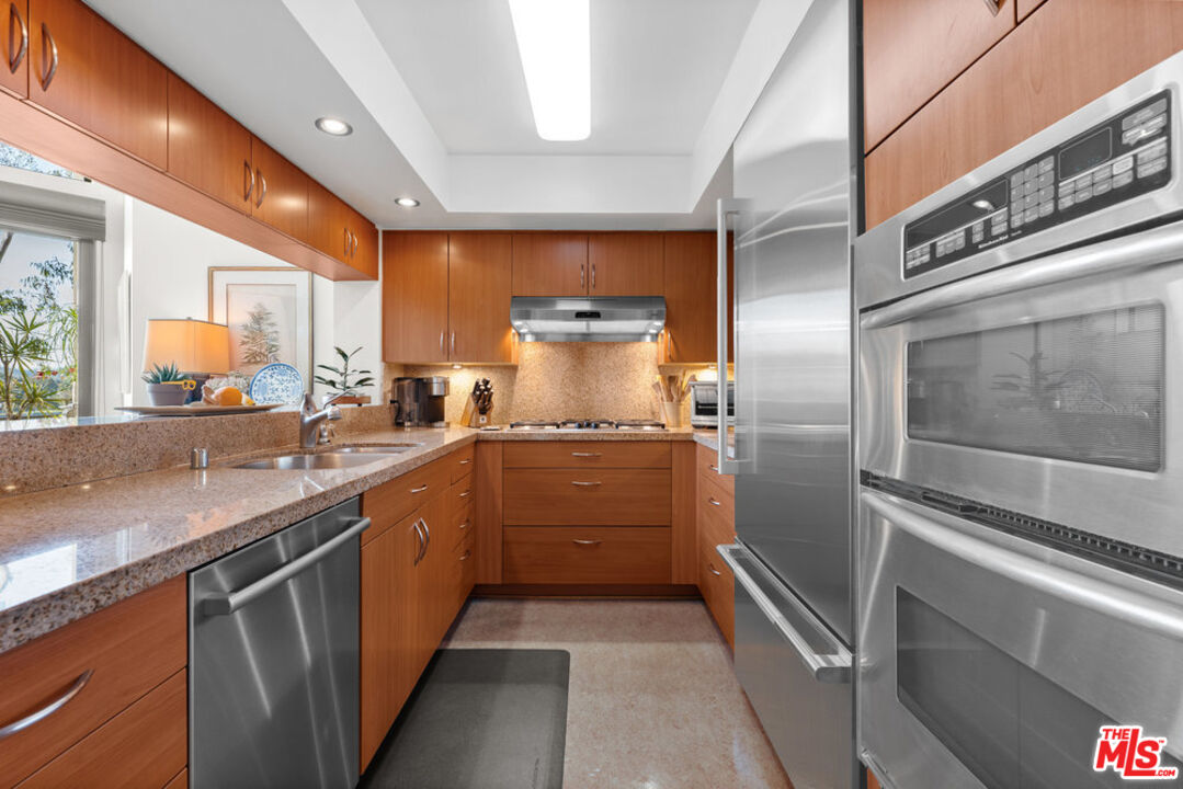 2330 Duane St Unit: 205