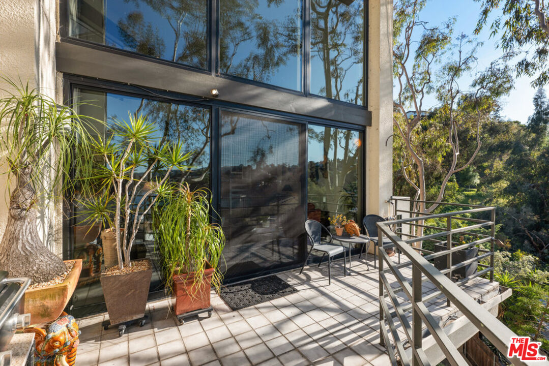 2330 Duane St Unit: 205