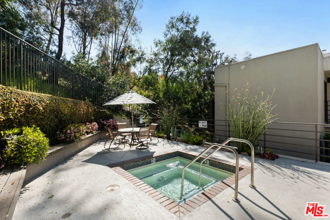 2330 Duane St Unit: 205