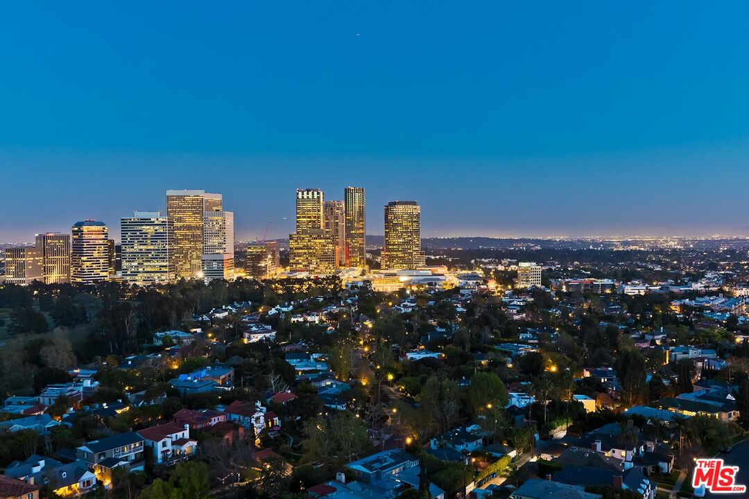 10350 WILSHIRE BLVD Unit: 1704