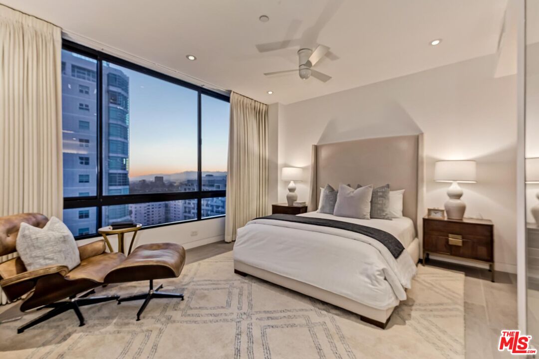 10350 WILSHIRE BLVD Unit: 1704