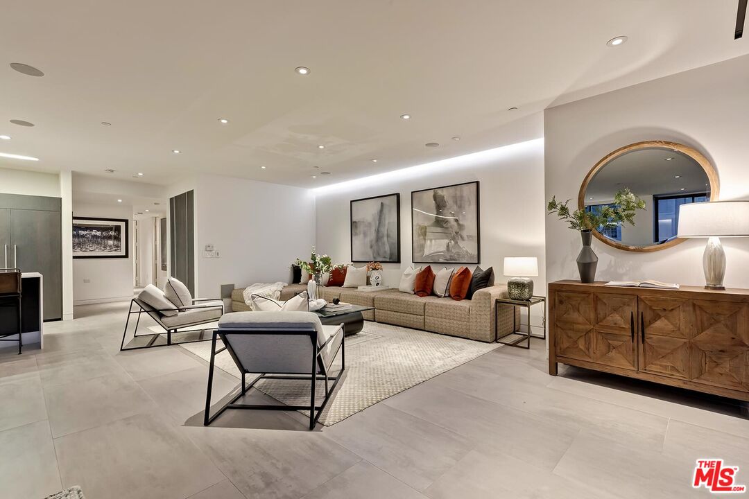 10350 WILSHIRE BLVD Unit: 1704