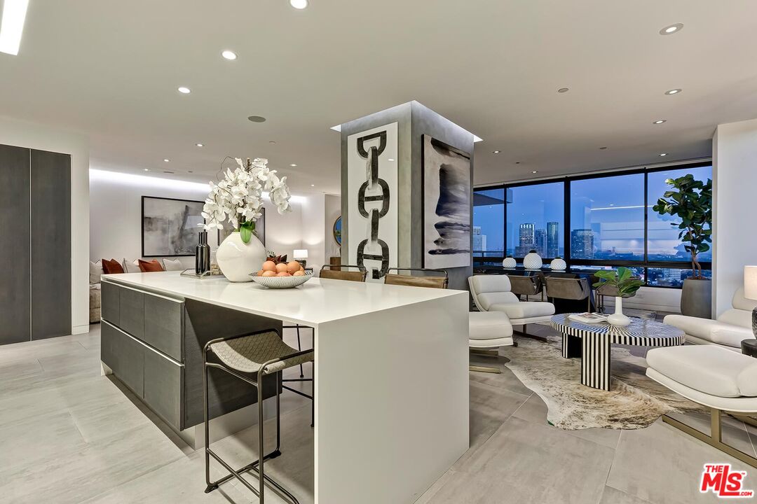 10350 WILSHIRE BLVD Unit: 1704