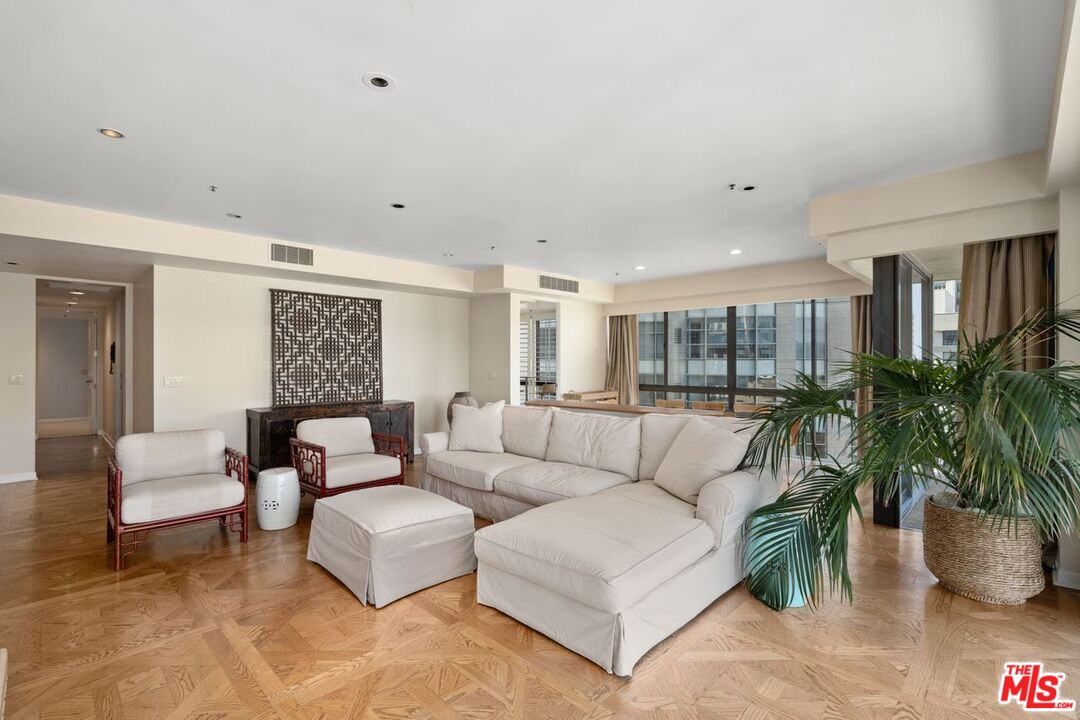 10750 Wilshire Blvd Unit: 1501