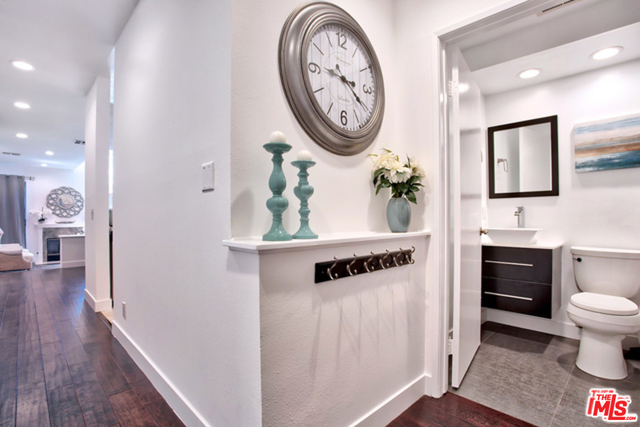 1617 S BEVERLY GLEN Unit: 104