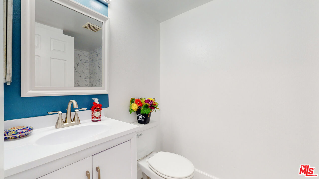 1527 9th St Unit: 302