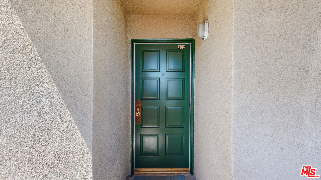 1527 9th St Unit: 302