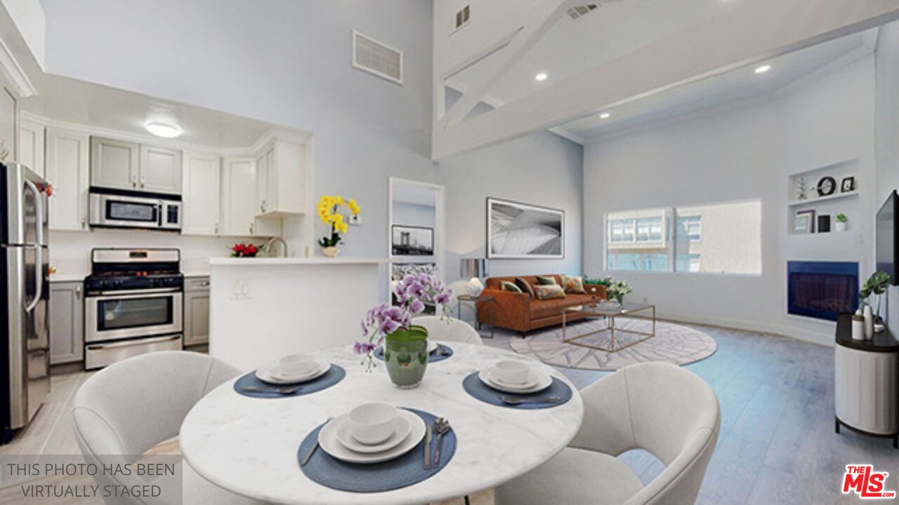 1527 9th St Unit: 302