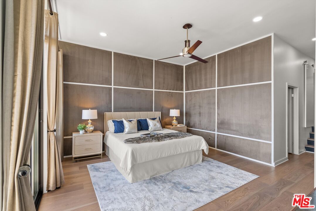 5322 Marina Pacifica S Dr Unit: Key 18