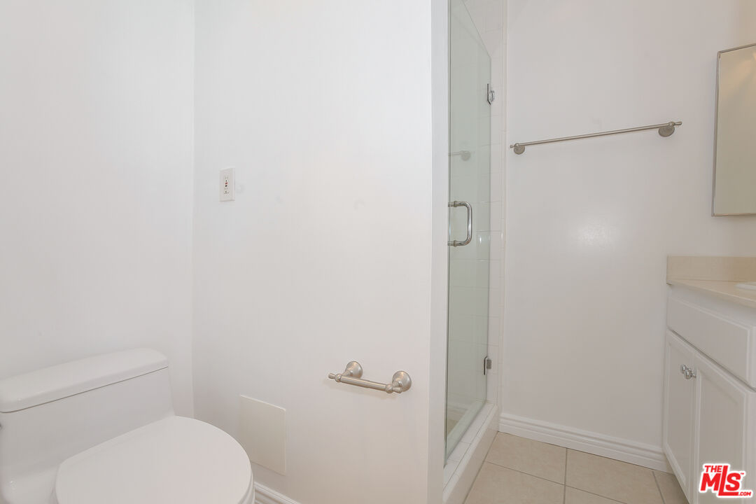 1 Driftwood St Unit: 6