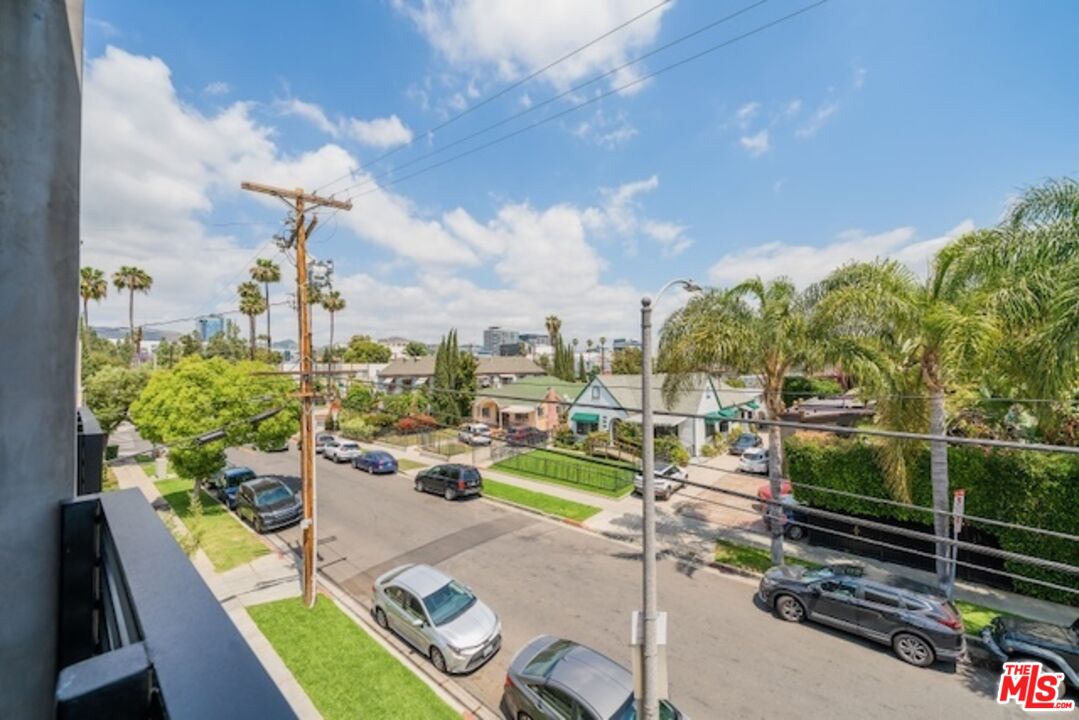 6201 La Mirada AVE Unit: 6