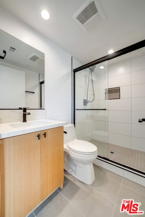6201 La Mirada AVE Unit: 6