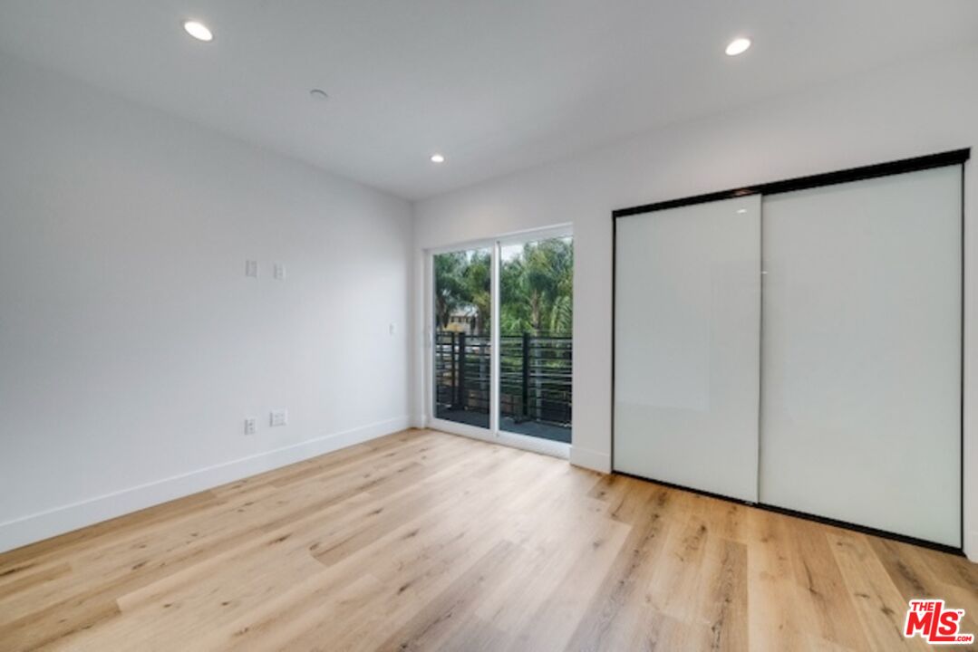 6201 La Mirada AVE Unit: 6