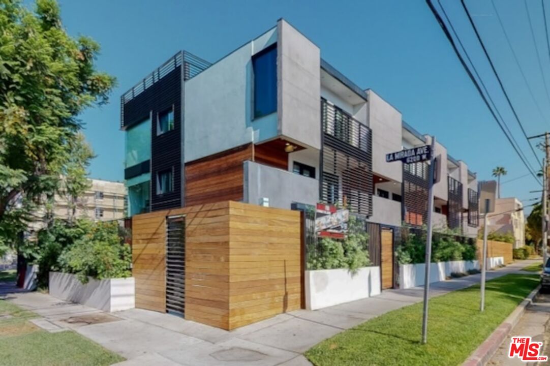 6201 La Mirada AVE Unit: 6