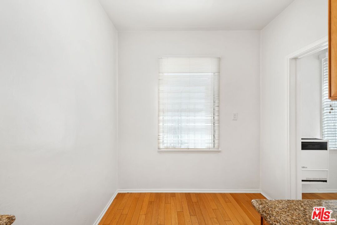 169 N La Peer Dr Unit: 105