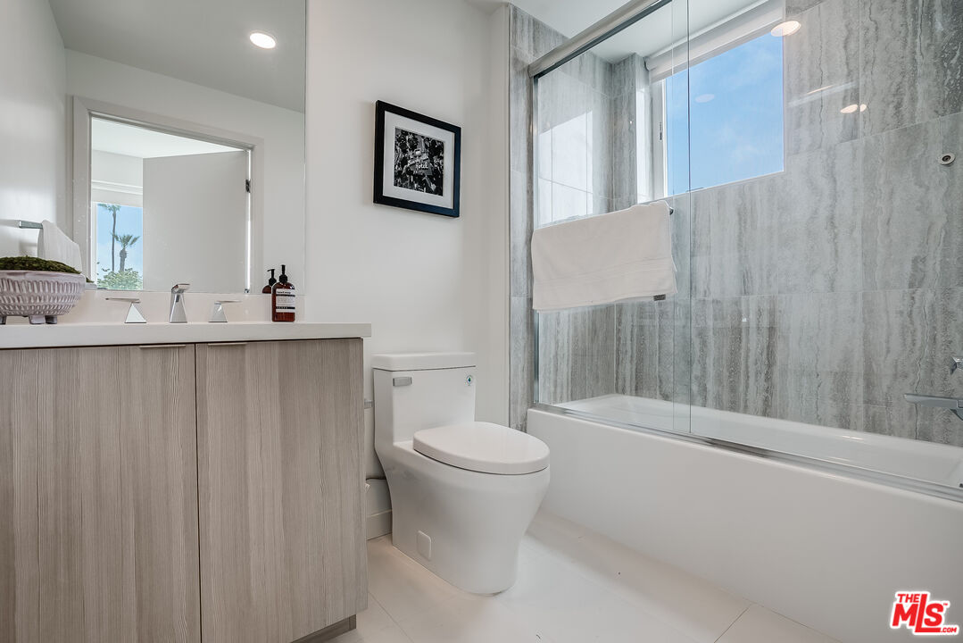 1101 S Bedford St Unit: 502