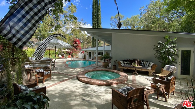 4620 Balboa Ave