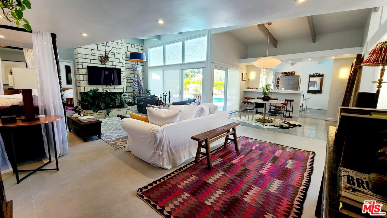 4620 Balboa Ave