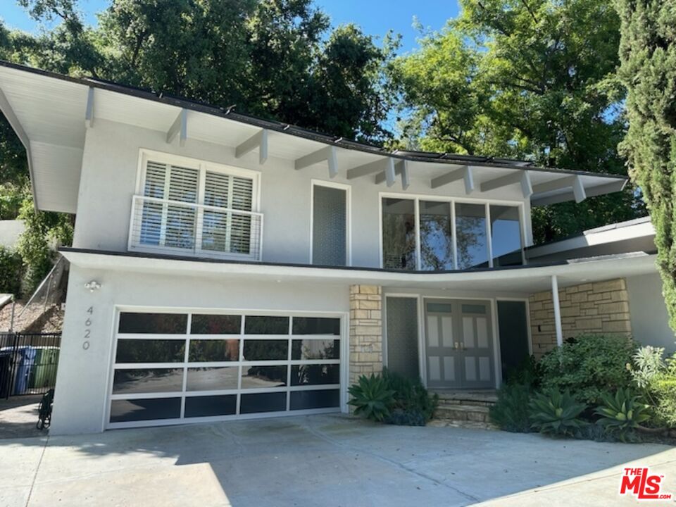 4620 Balboa Ave