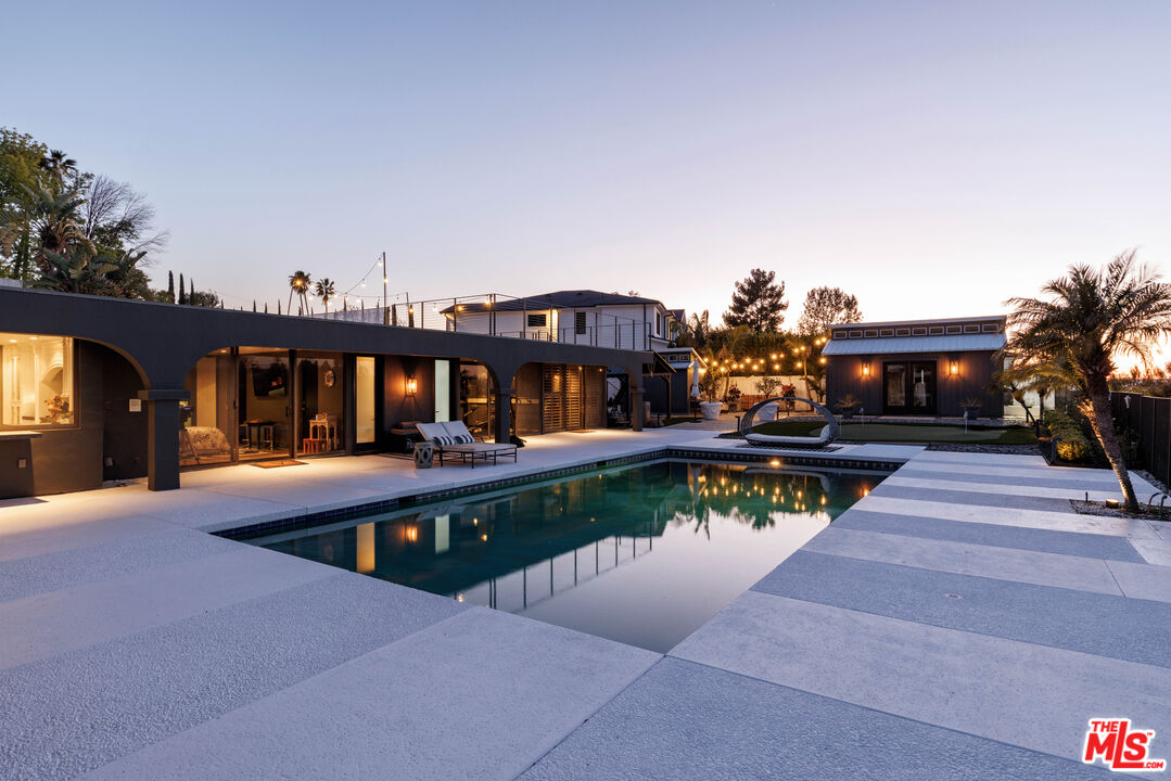 18025 Green Meadow Dr