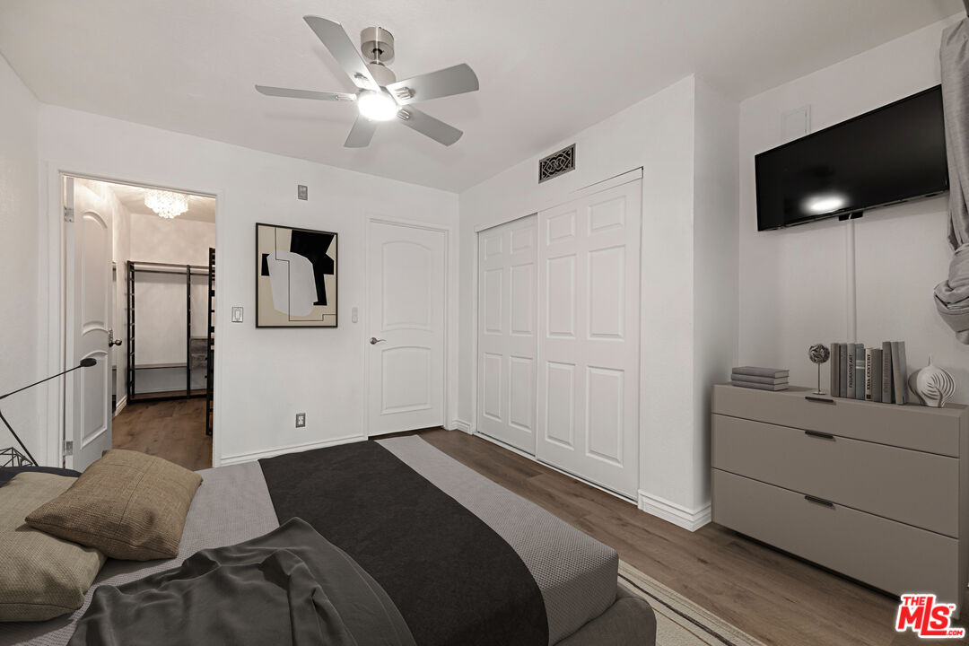 1355 N Sierra Bonita Ave Unit: 305