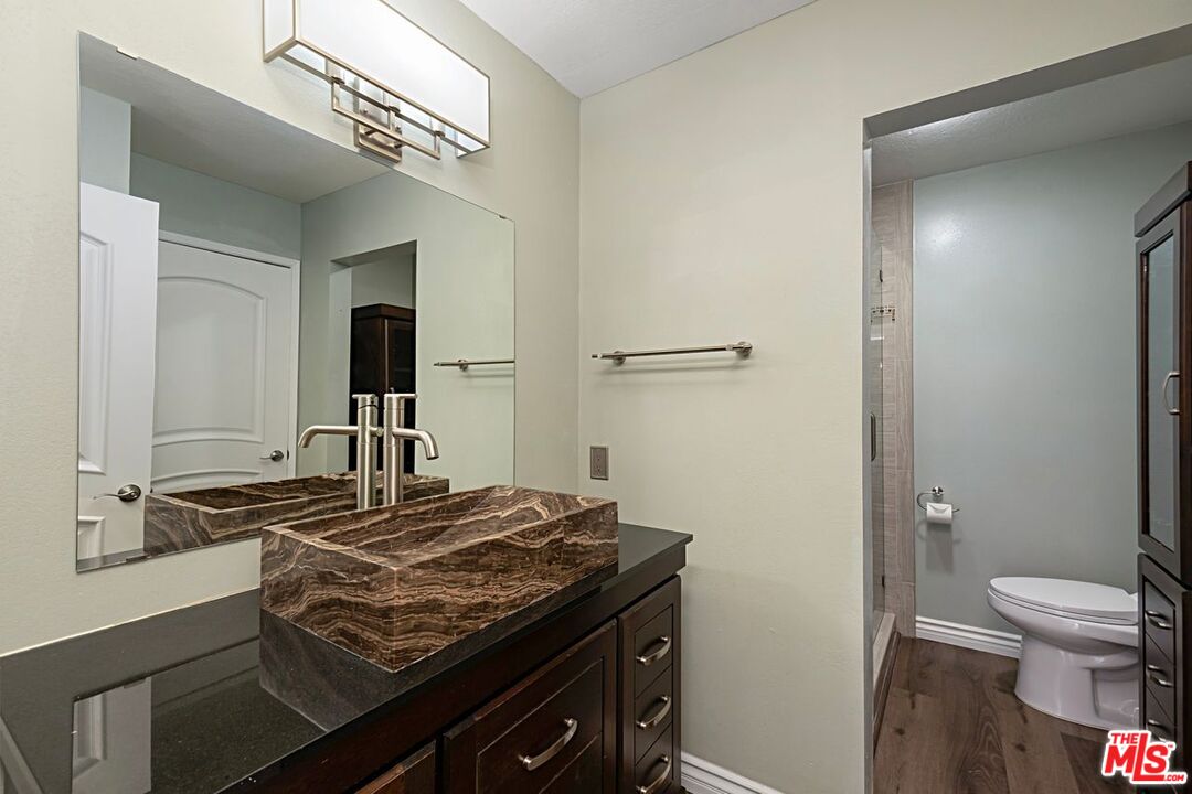 1355 N Sierra Bonita Ave Unit: 305