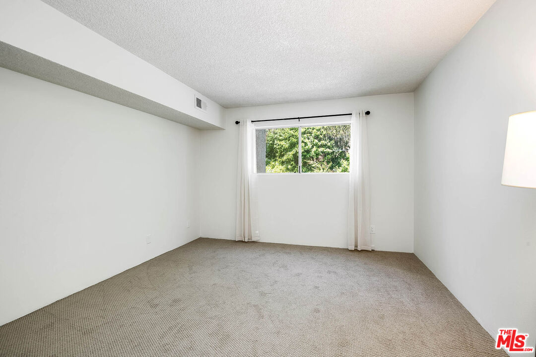 1230 Horn Ave Unit: 629