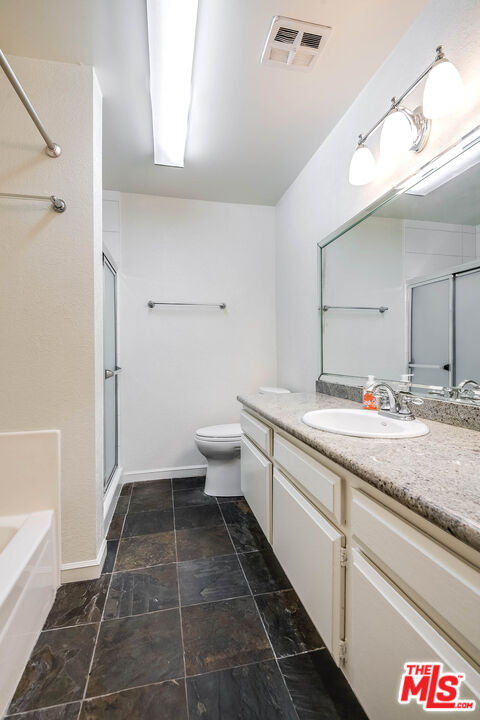 1230 Horn Ave Unit: 629