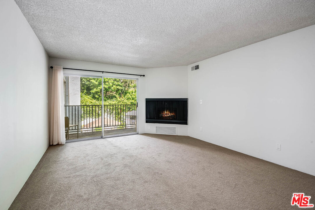 1230 Horn Ave Unit: 629