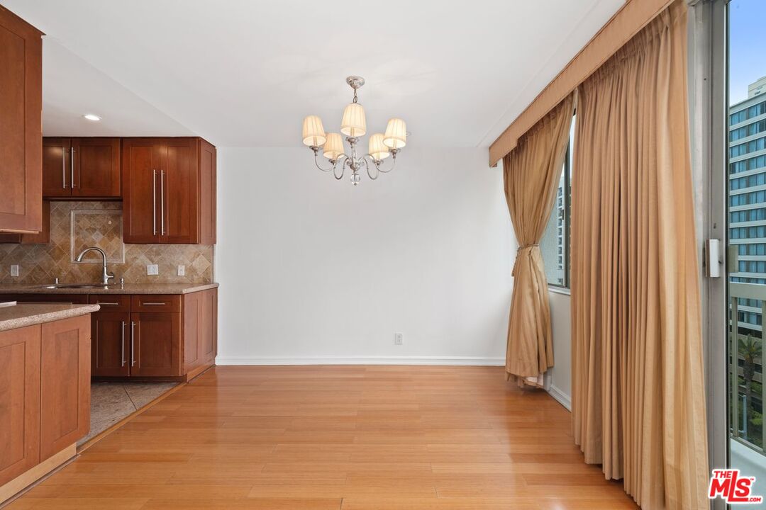 10751 WILSHIRE BLVD Unit: 1002