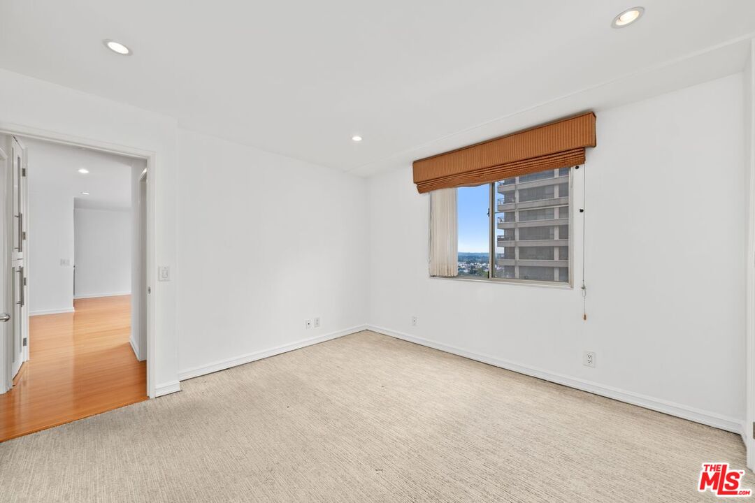 10751 WILSHIRE BLVD Unit: 1002