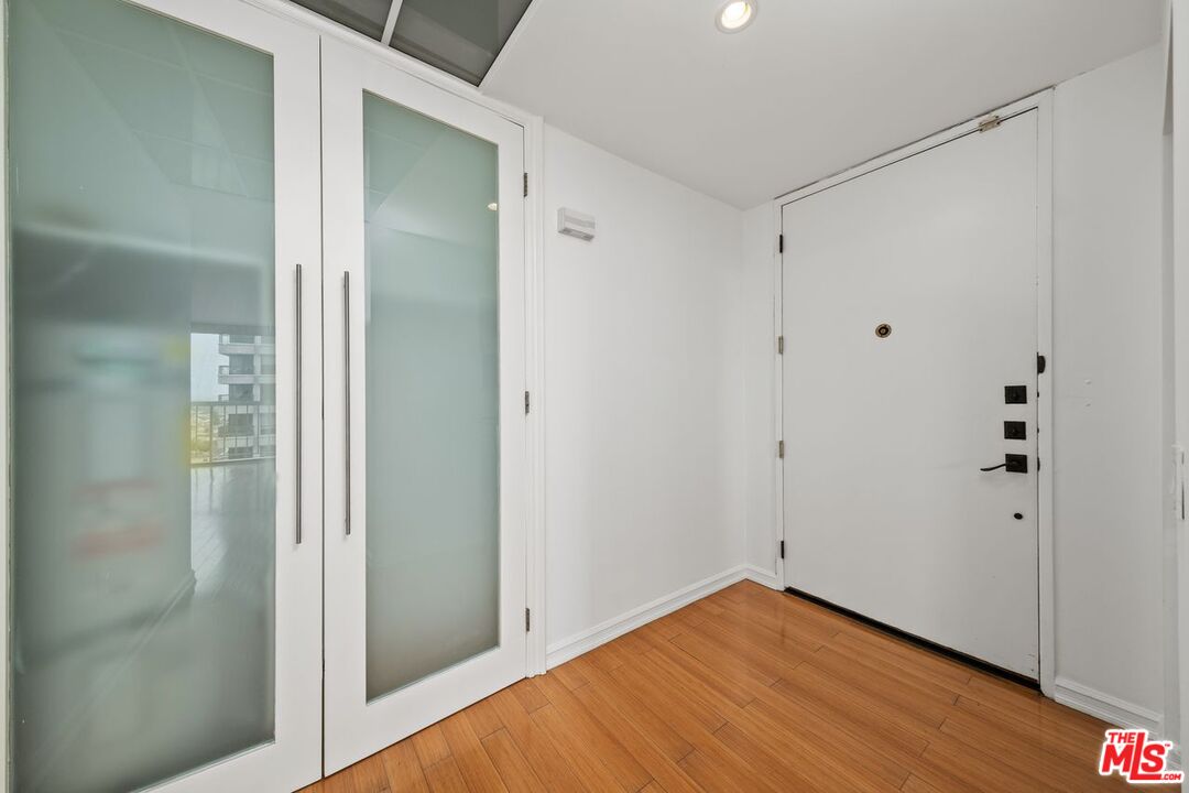 10751 WILSHIRE BLVD Unit: 1002