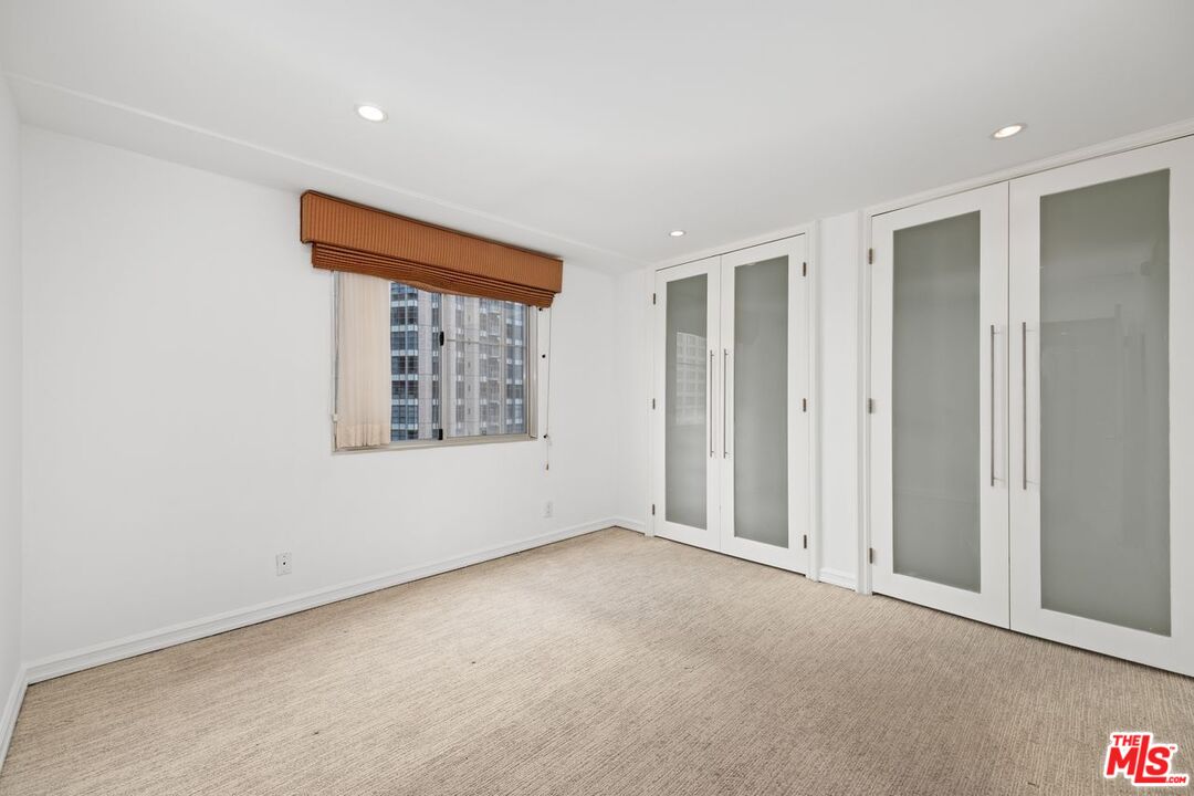 10751 WILSHIRE BLVD Unit: 1002