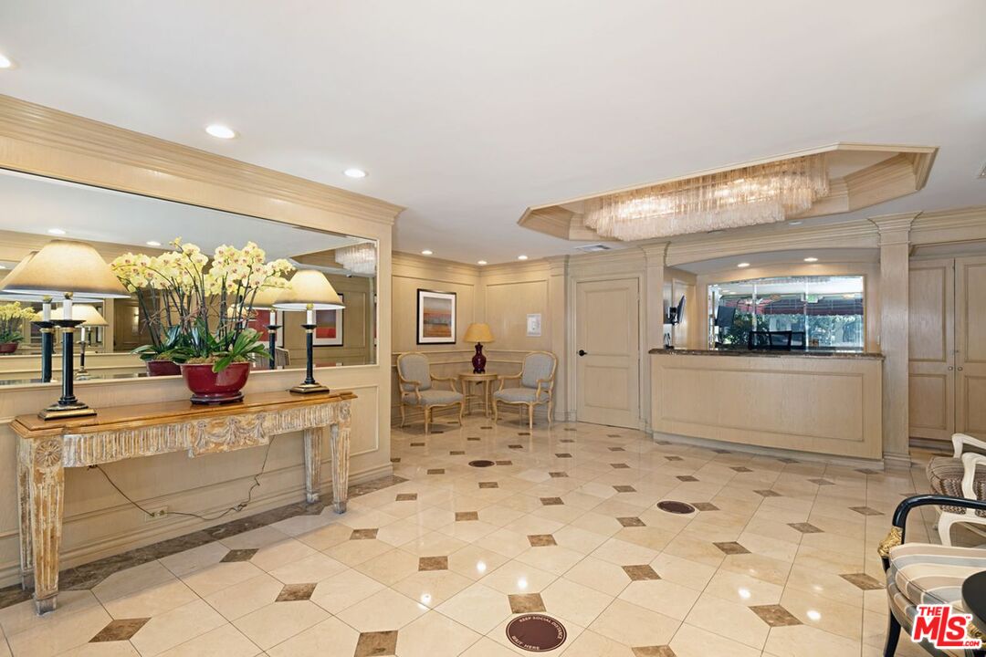 10751 WILSHIRE BLVD Unit: 1002