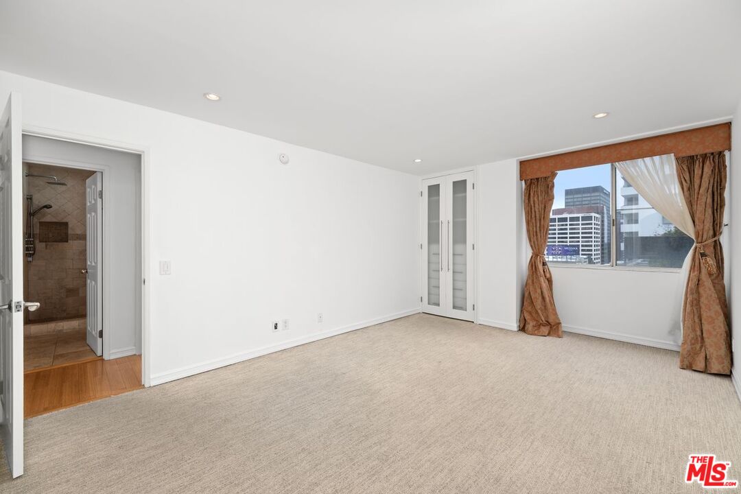 10751 WILSHIRE BLVD Unit: 1002