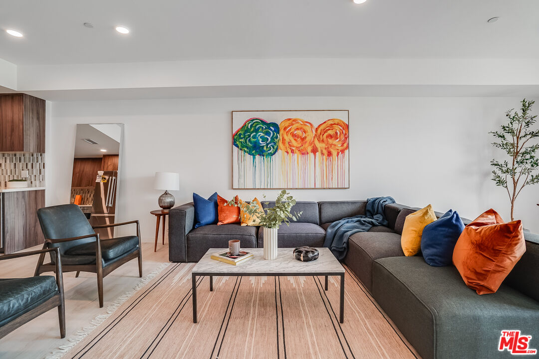 1021 S Shenandoah St Unit: 502