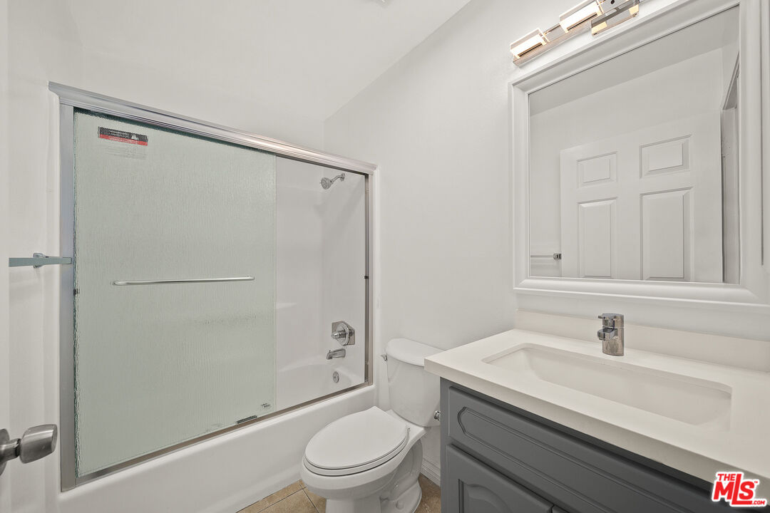 1527 9th St Unit: 201