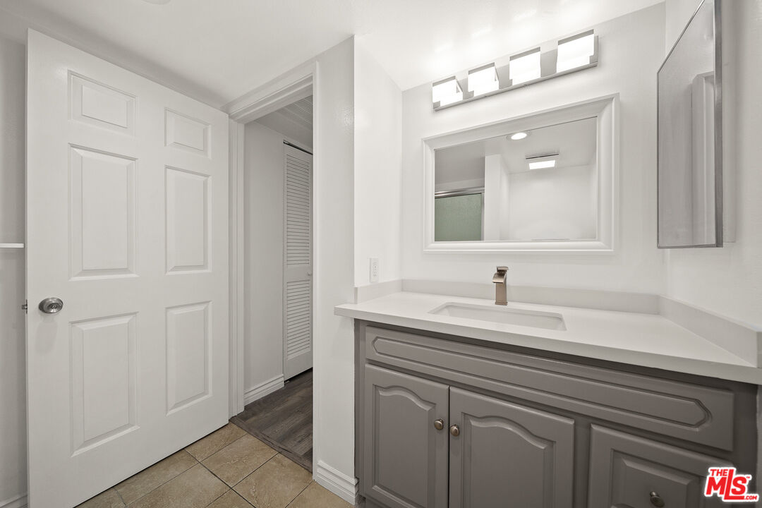 1527 9th St Unit: 201