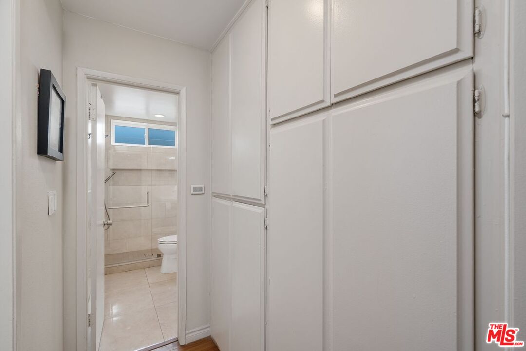 1414 N Fairfax Ave Unit: 108