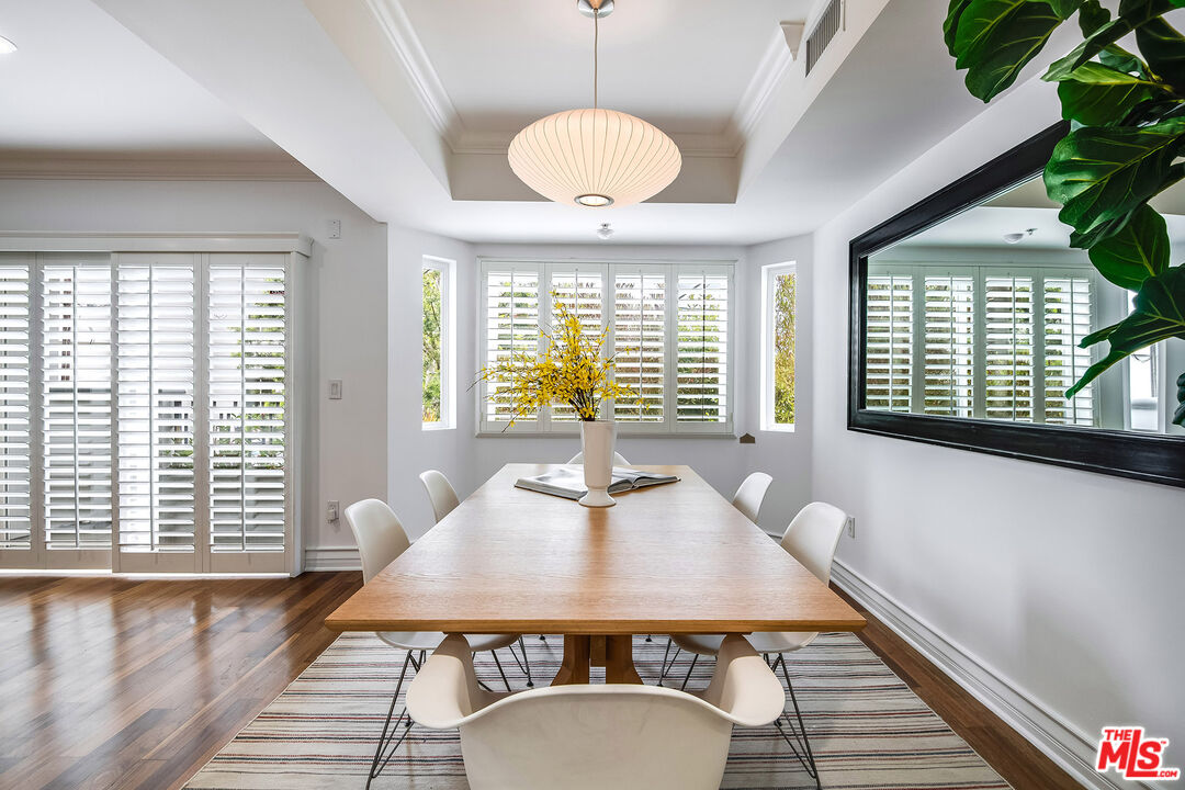 724 S Westgate Ave Unit: 102