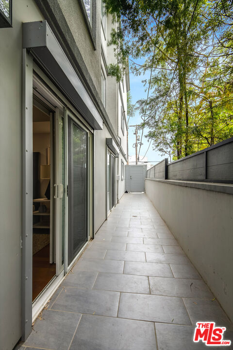 724 S Westgate Ave Unit: 102