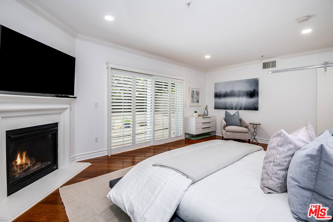 724 S Westgate Ave Unit: 102