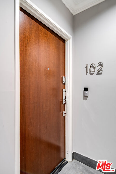 724 S Westgate Ave Unit: 102